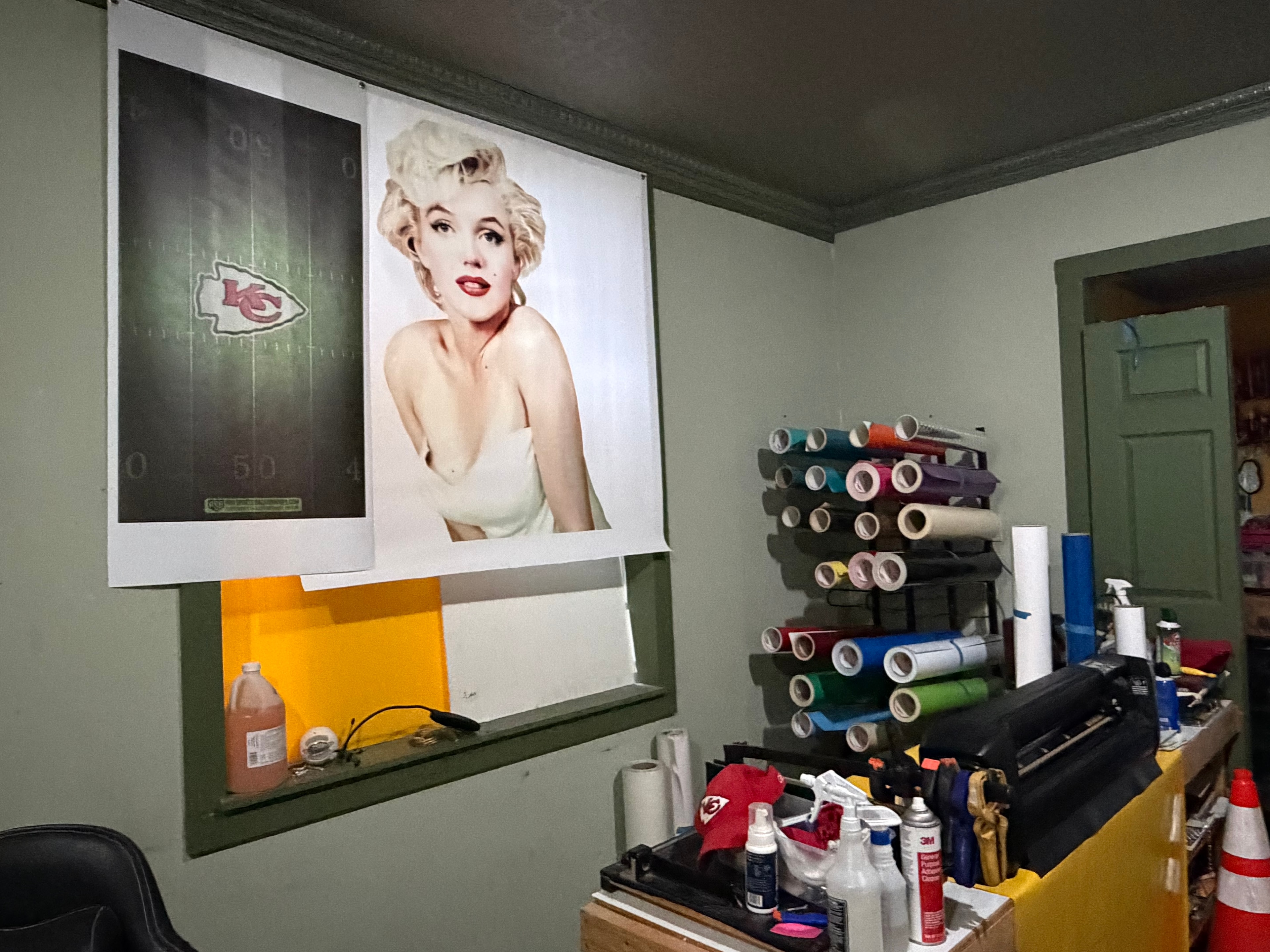 Chiefs and Marilyn Monroe custom sign